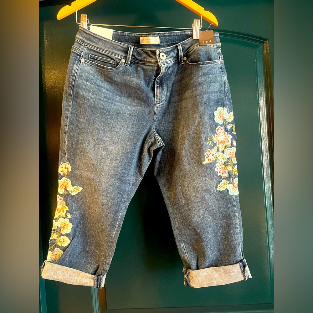 J Jill cropped embroidered jeans. 12P. NWT.